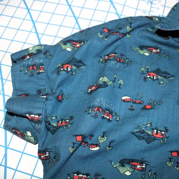 Duluth Trading Company Men's Popover Short Sleeve Shirt w/ Camping Print, Medium - Picture 3 of 7